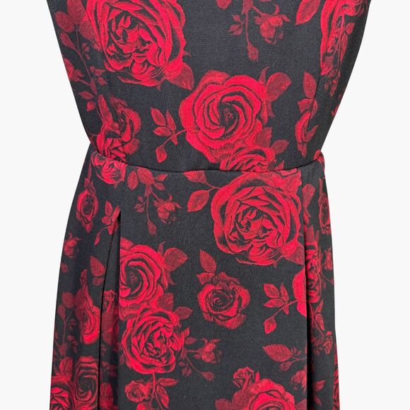Torrid Mini Dress Size 1 (1X) Black Red Roses Sweetheart Neckline Sleeveless - Picture 4 of 10